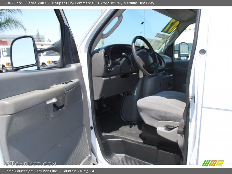Oxford White / Medium Flint Grey 2007 Ford E Series Van E350 Super Duty Commercial
