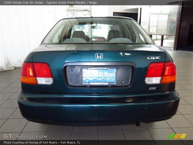 Cypress Green Pearl Metallic / Beige 1996 Honda Civic DX Sedan