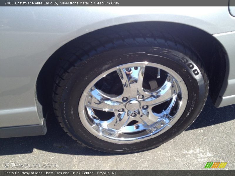 Silverstone Metallic / Medium Gray 2005 Chevrolet Monte Carlo LS