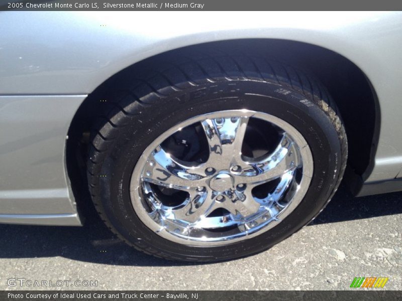 Silverstone Metallic / Medium Gray 2005 Chevrolet Monte Carlo LS
