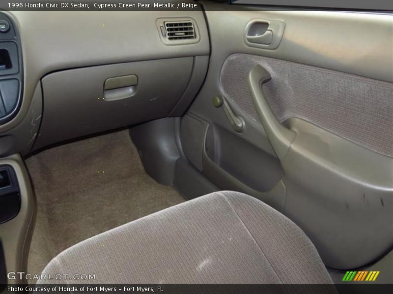Cypress Green Pearl Metallic / Beige 1996 Honda Civic DX Sedan