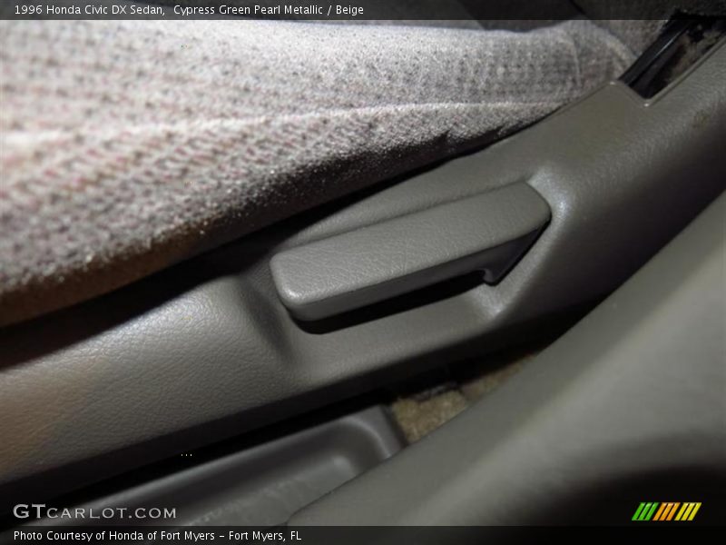 Cypress Green Pearl Metallic / Beige 1996 Honda Civic DX Sedan