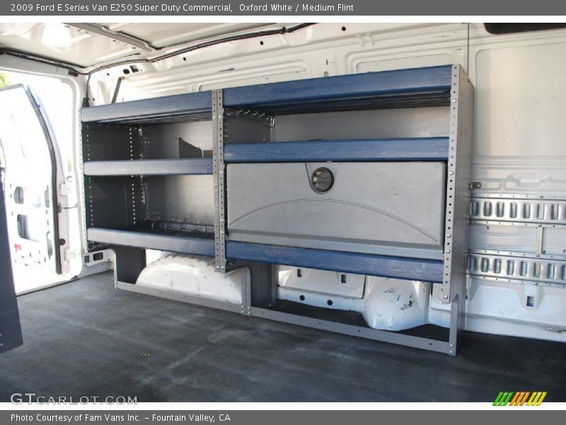 Oxford White / Medium Flint 2009 Ford E Series Van E250 Super Duty Commercial