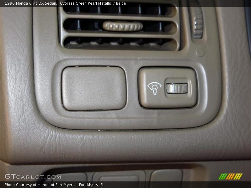 Cypress Green Pearl Metallic / Beige 1996 Honda Civic DX Sedan