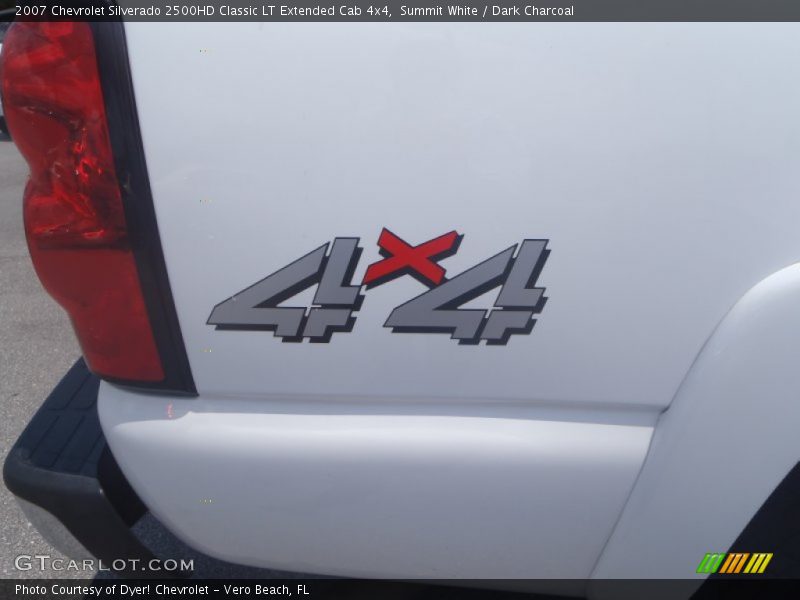 Summit White / Dark Charcoal 2007 Chevrolet Silverado 2500HD Classic LT Extended Cab 4x4