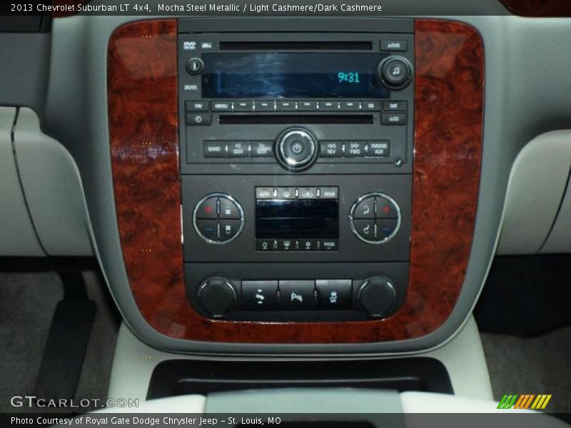Mocha Steel Metallic / Light Cashmere/Dark Cashmere 2013 Chevrolet Suburban LT 4x4