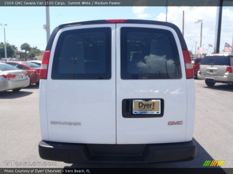 Summit White / Medium Pewter 2004 GMC Savana Van 1500 Cargo