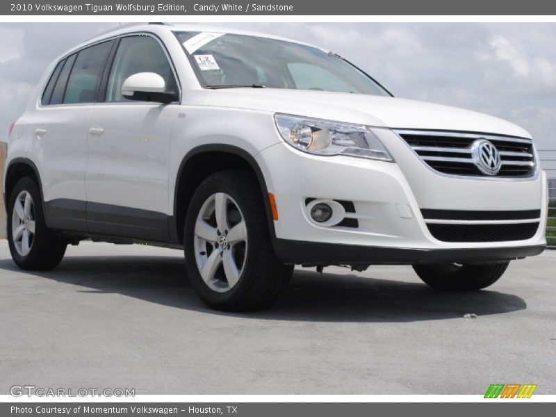 Candy White / Sandstone 2010 Volkswagen Tiguan Wolfsburg Edition