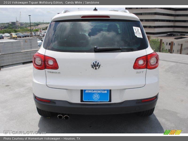 Candy White / Sandstone 2010 Volkswagen Tiguan Wolfsburg Edition