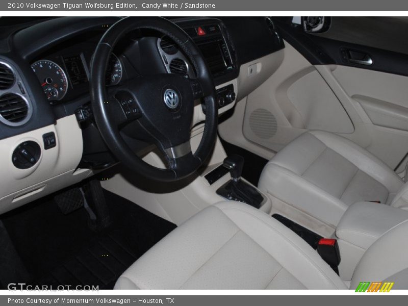 Candy White / Sandstone 2010 Volkswagen Tiguan Wolfsburg Edition