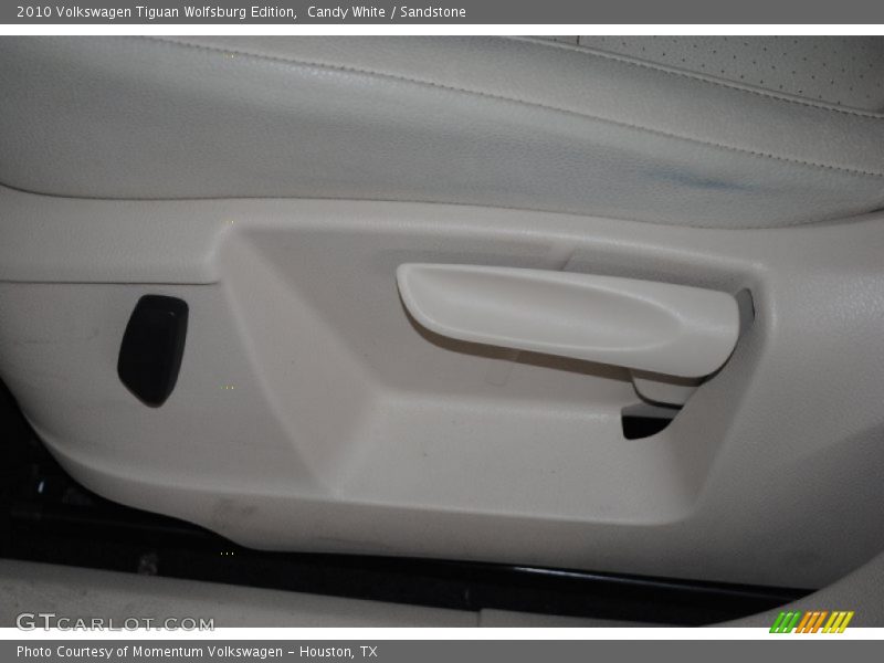 Candy White / Sandstone 2010 Volkswagen Tiguan Wolfsburg Edition