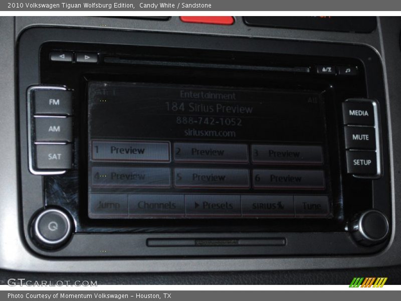 Candy White / Sandstone 2010 Volkswagen Tiguan Wolfsburg Edition