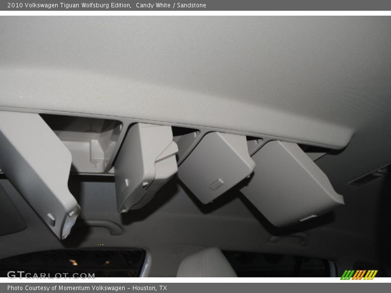 Candy White / Sandstone 2010 Volkswagen Tiguan Wolfsburg Edition