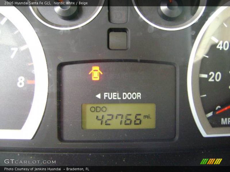 Nordic White / Beige 2006 Hyundai Santa Fe GLS