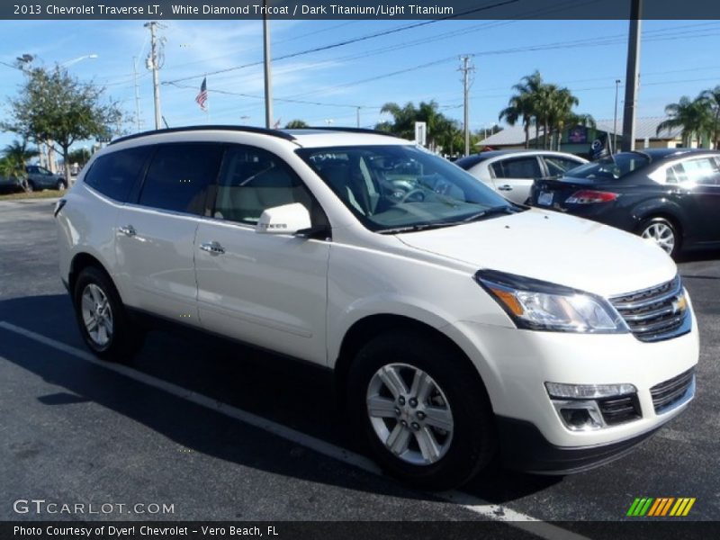 White Diamond Tricoat / Dark Titanium/Light Titanium 2013 Chevrolet Traverse LT