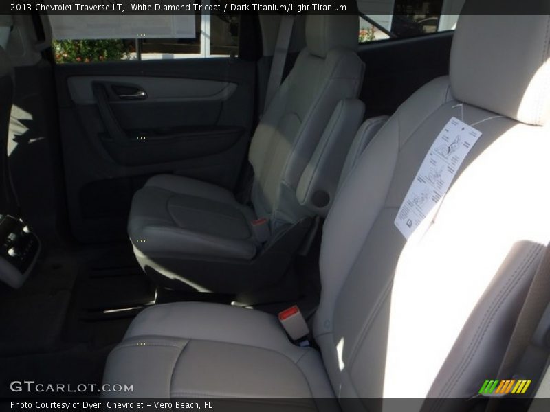 White Diamond Tricoat / Dark Titanium/Light Titanium 2013 Chevrolet Traverse LT