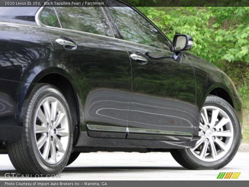 Black Sapphire Pearl / Parchment 2010 Lexus ES 350