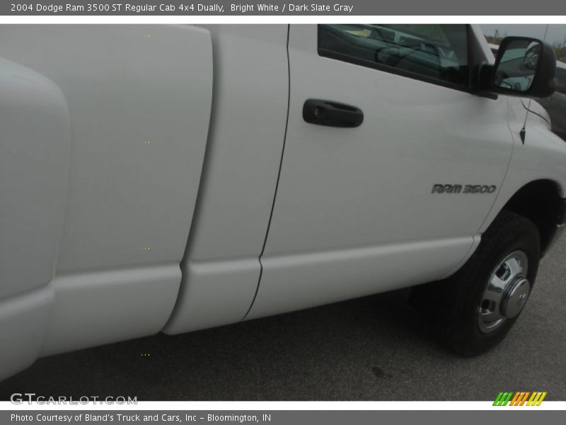 Bright White / Dark Slate Gray 2004 Dodge Ram 3500 ST Regular Cab 4x4 Dually