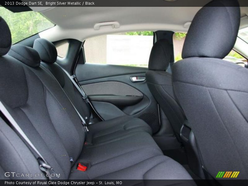 Bright Silver Metallic / Black 2013 Dodge Dart SE