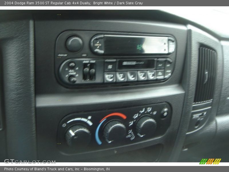 Bright White / Dark Slate Gray 2004 Dodge Ram 3500 ST Regular Cab 4x4 Dually
