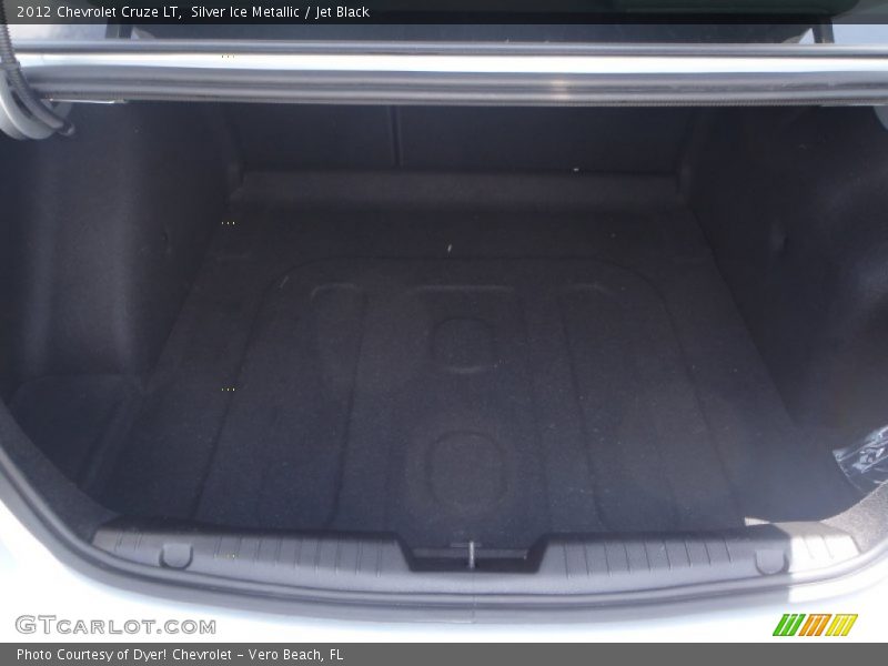 Silver Ice Metallic / Jet Black 2012 Chevrolet Cruze LT