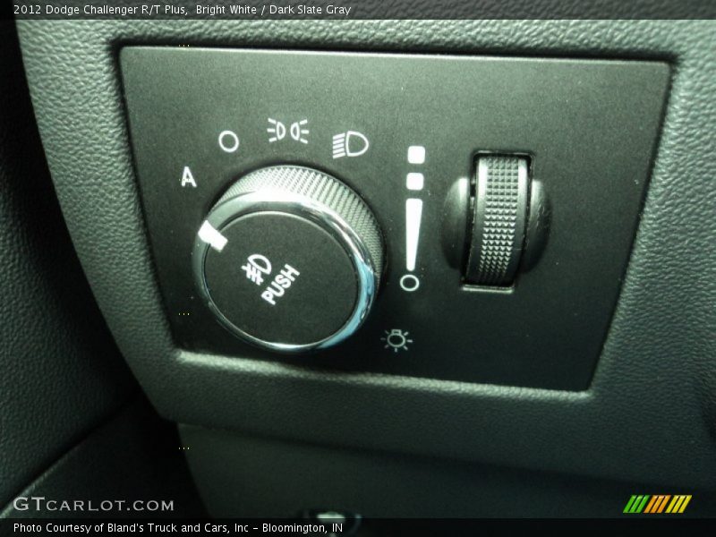 Bright White / Dark Slate Gray 2012 Dodge Challenger R/T Plus