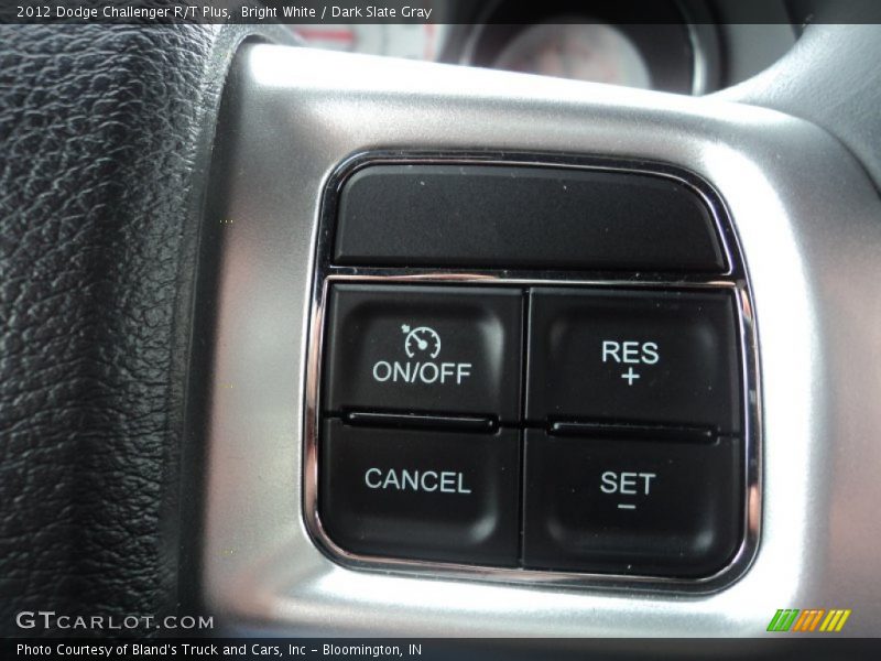 Bright White / Dark Slate Gray 2012 Dodge Challenger R/T Plus