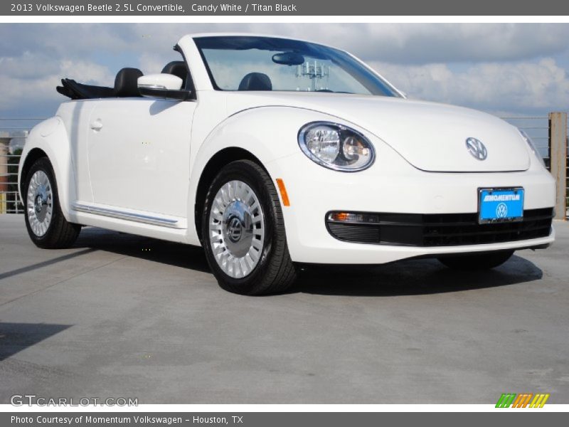 Candy White / Titan Black 2013 Volkswagen Beetle 2.5L Convertible