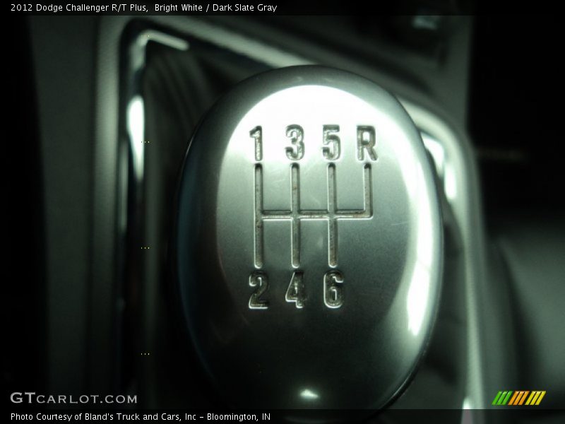 Bright White / Dark Slate Gray 2012 Dodge Challenger R/T Plus