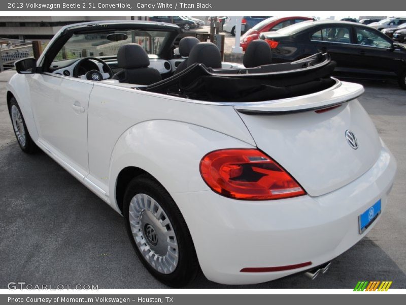 Candy White / Titan Black 2013 Volkswagen Beetle 2.5L Convertible