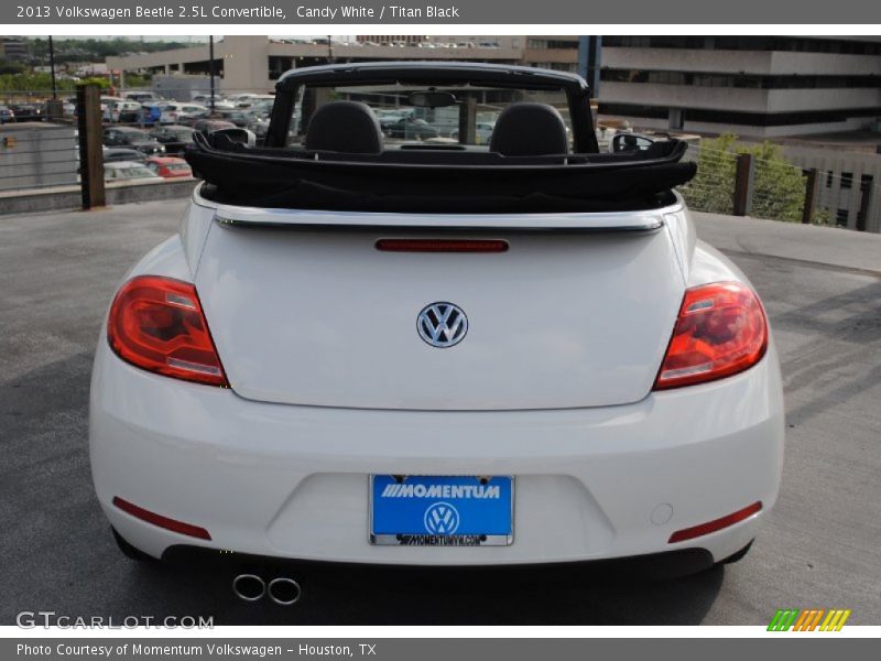 Candy White / Titan Black 2013 Volkswagen Beetle 2.5L Convertible