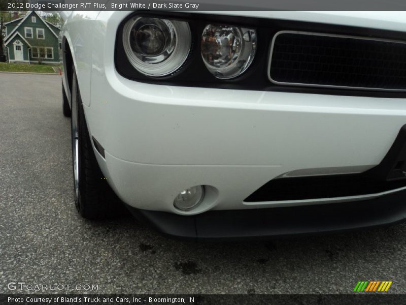 Bright White / Dark Slate Gray 2012 Dodge Challenger R/T Plus