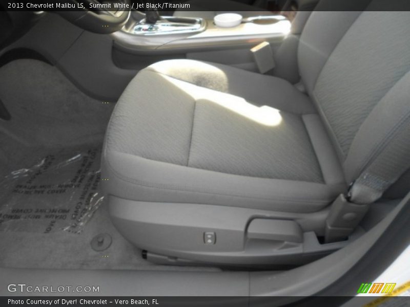 Summit White / Jet Black/Titanium 2013 Chevrolet Malibu LS