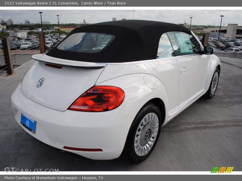 Candy White / Titan Black 2013 Volkswagen Beetle 2.5L Convertible