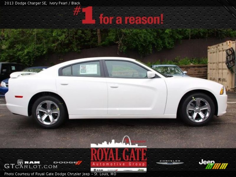 Ivory Pearl / Black 2013 Dodge Charger SE