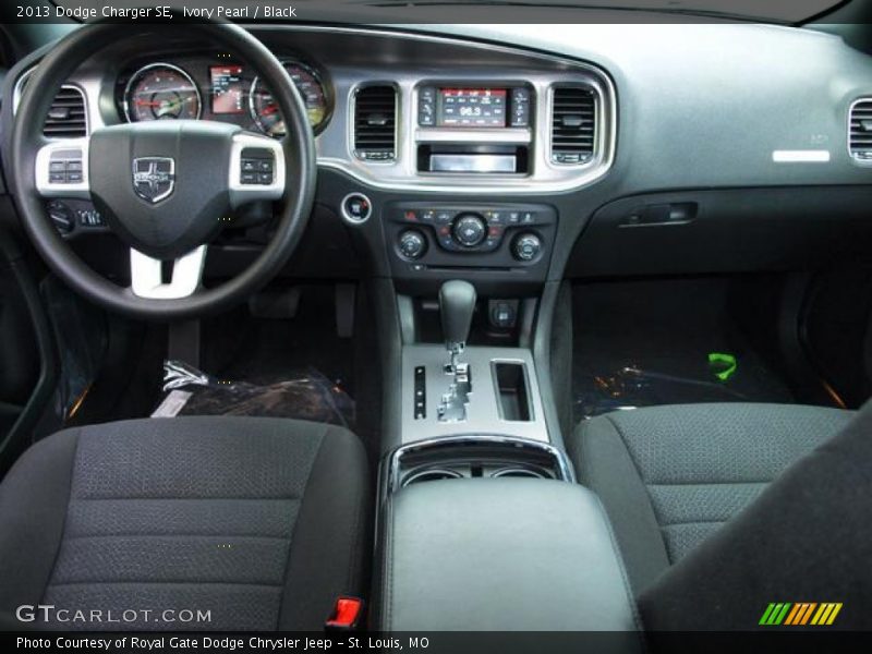 Ivory Pearl / Black 2013 Dodge Charger SE
