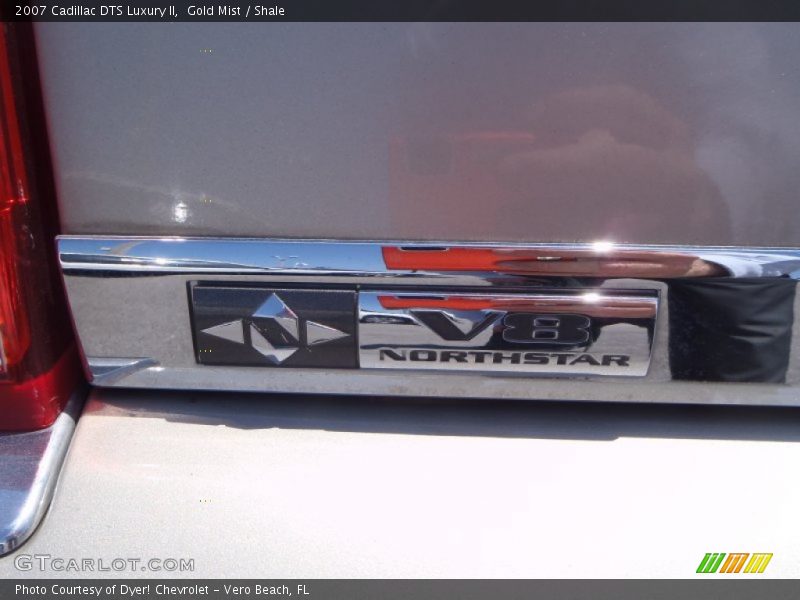 Gold Mist / Shale 2007 Cadillac DTS Luxury II