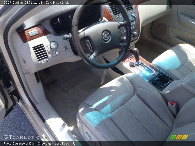 Gold Mist / Shale 2007 Cadillac DTS Luxury II