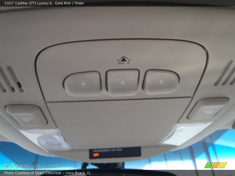 Gold Mist / Shale 2007 Cadillac DTS Luxury II