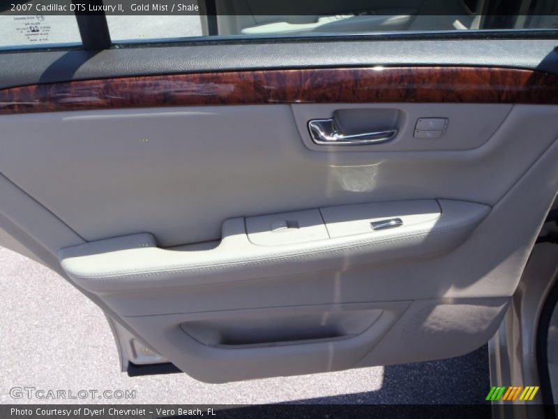 Gold Mist / Shale 2007 Cadillac DTS Luxury II