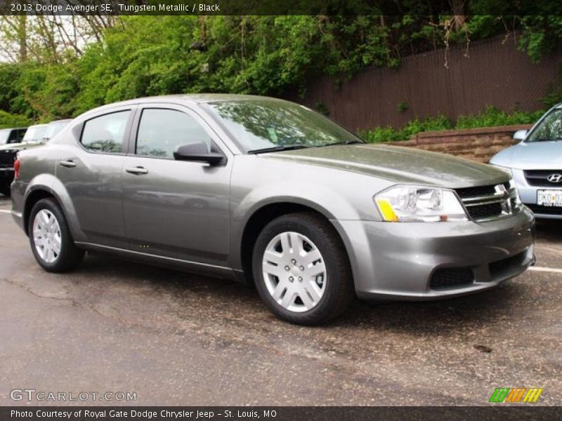 Tungsten Metallic / Black 2013 Dodge Avenger SE
