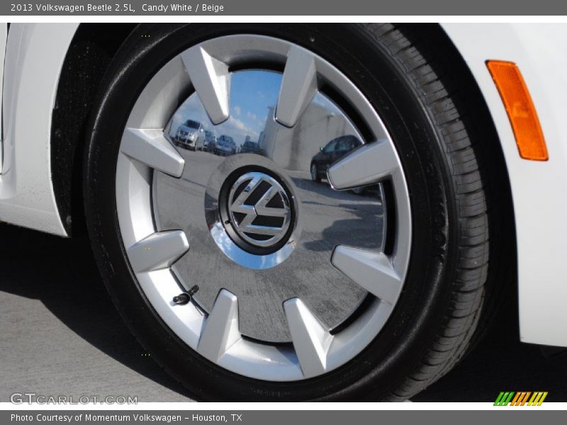 Candy White / Beige 2013 Volkswagen Beetle 2.5L