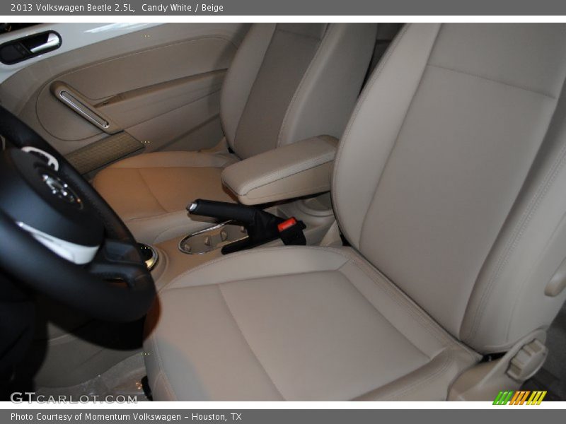 Candy White / Beige 2013 Volkswagen Beetle 2.5L
