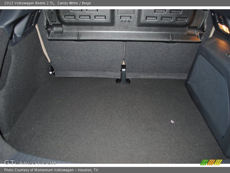 Candy White / Beige 2013 Volkswagen Beetle 2.5L