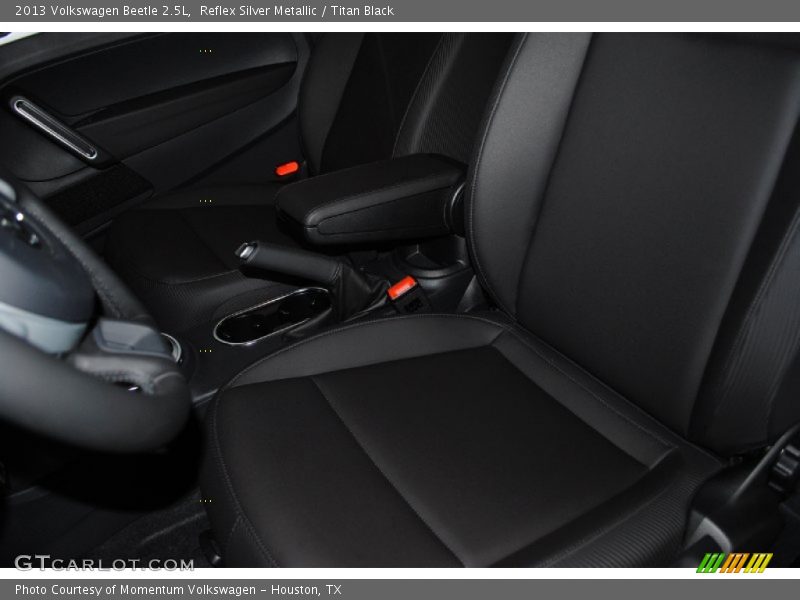 Reflex Silver Metallic / Titan Black 2013 Volkswagen Beetle 2.5L