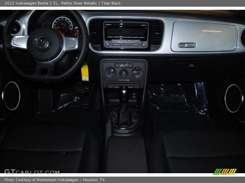 Reflex Silver Metallic / Titan Black 2013 Volkswagen Beetle 2.5L