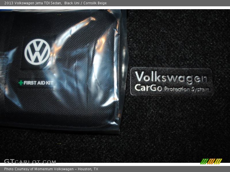 Black Uni / Cornsilk Beige 2013 Volkswagen Jetta TDI Sedan