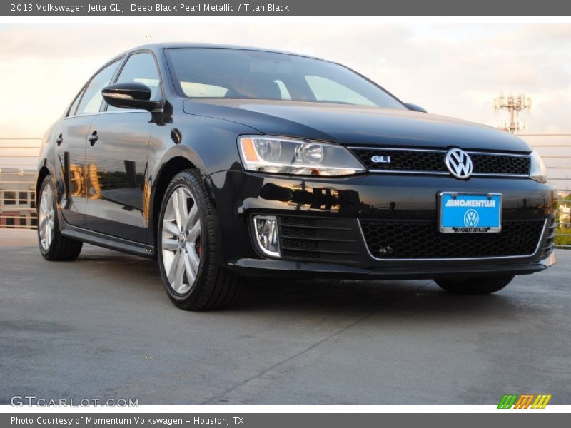 Deep Black Pearl Metallic / Titan Black 2013 Volkswagen Jetta GLI