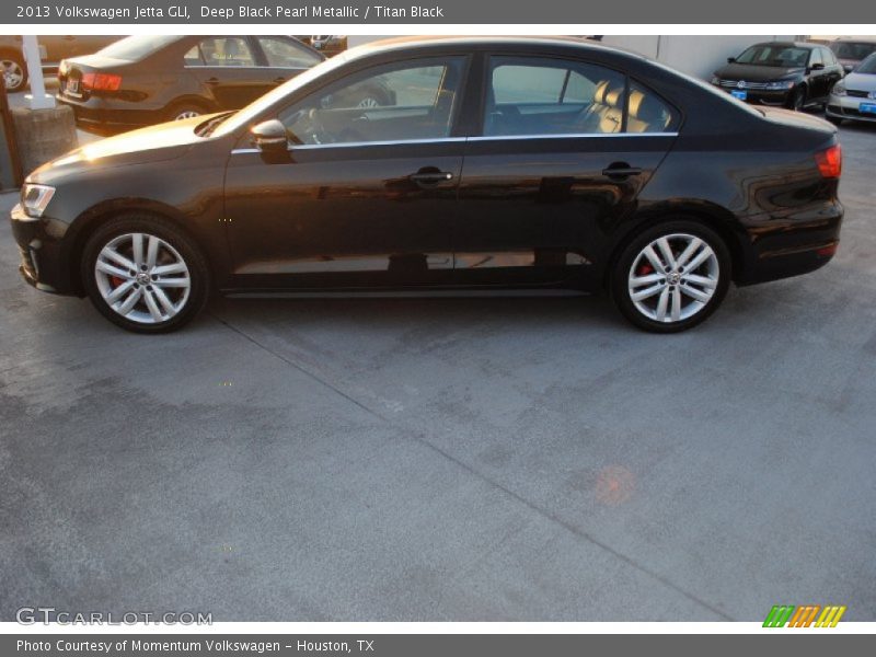 Deep Black Pearl Metallic / Titan Black 2013 Volkswagen Jetta GLI