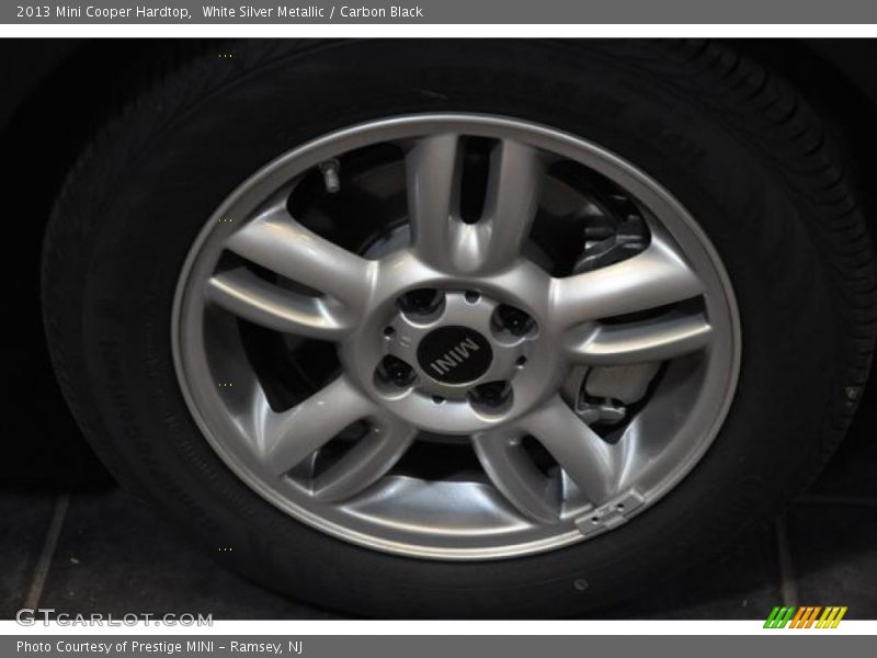 White Silver Metallic / Carbon Black 2013 Mini Cooper Hardtop
